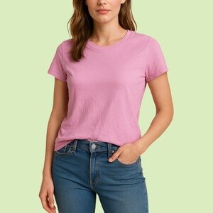 GAP ForeverSoft Tee – Lavender Pink Crewneck T-Shirt (Size M, 100% Cotton)